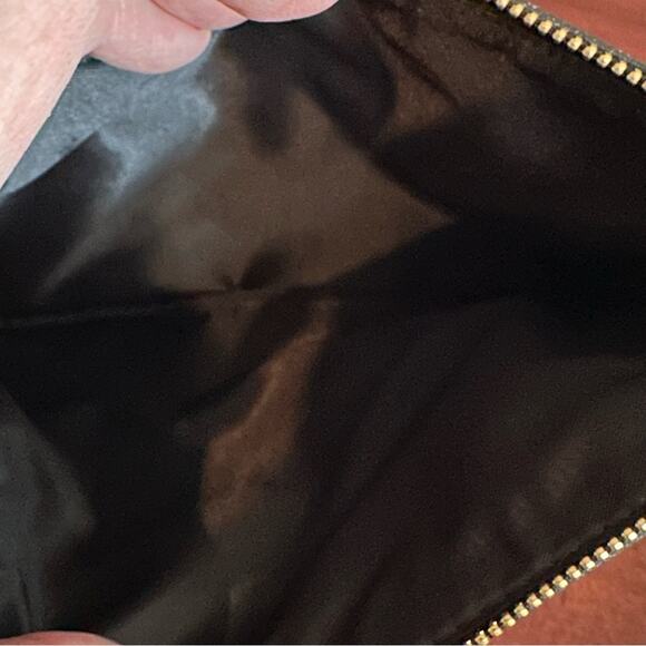 Shu uemura x Hello Kitty Cosmetic Pouch Case Bag Wristlet Black Purse Collab - Picture 3 of 8